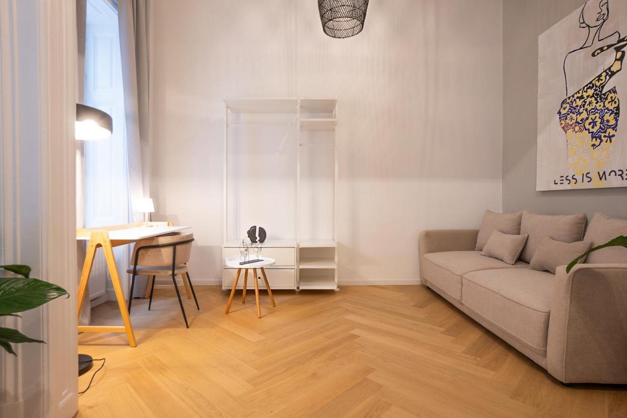 Spacious 110М2 Flat In The City Center Viena Exterior foto