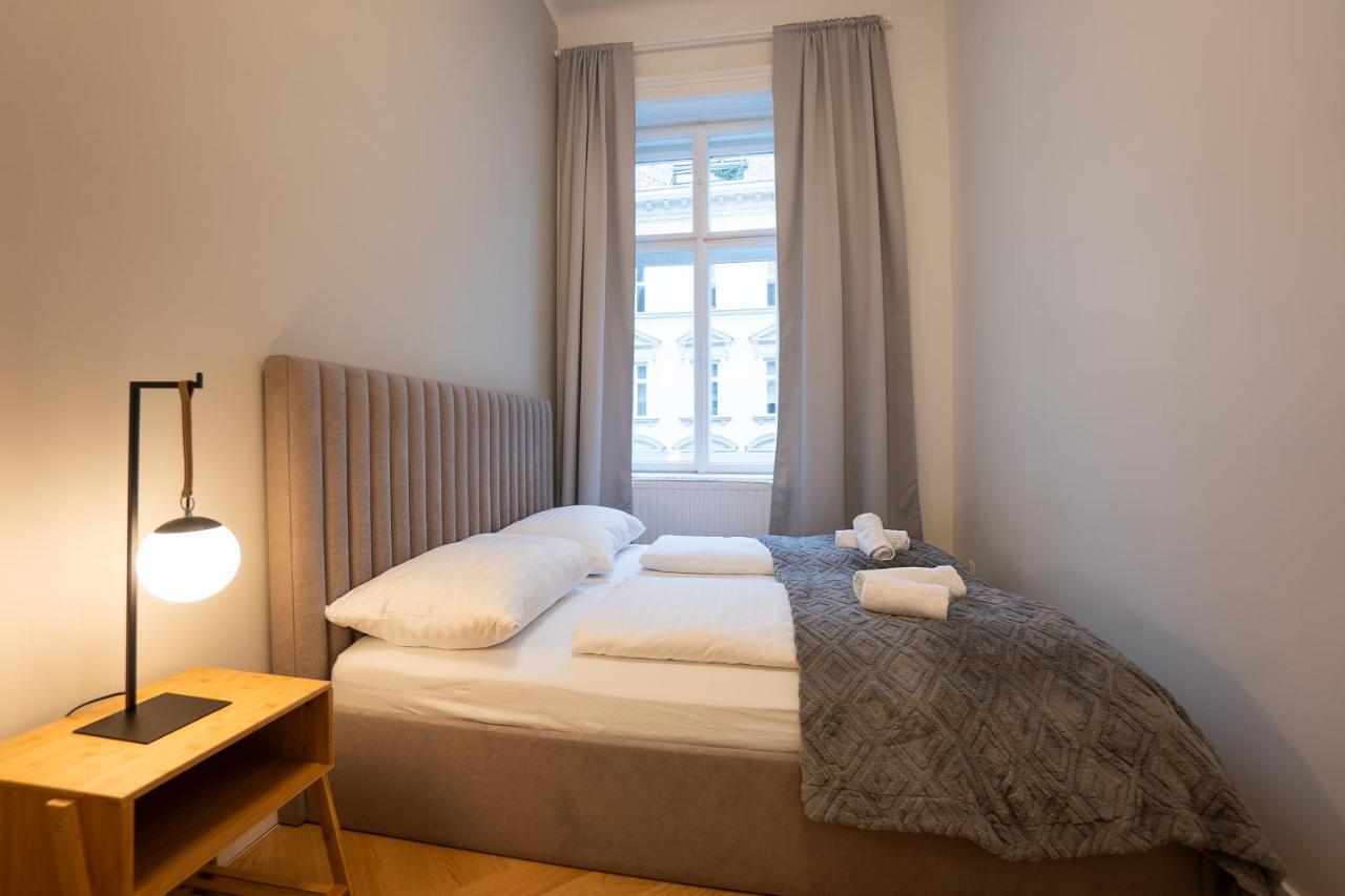 Spacious 110М2 Flat In The City Center Viena Exterior foto